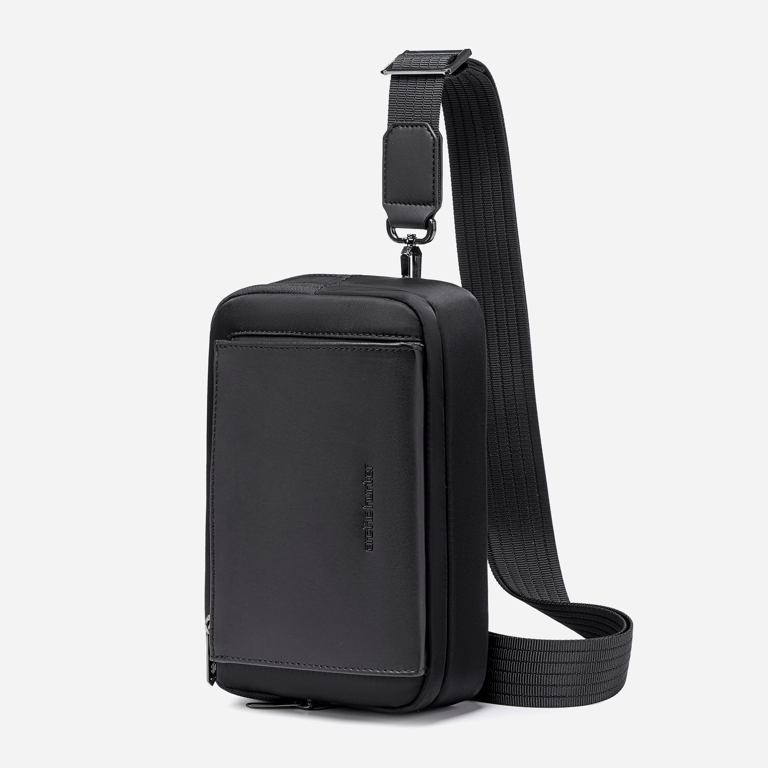 XB00826 Black arctichunter-eg