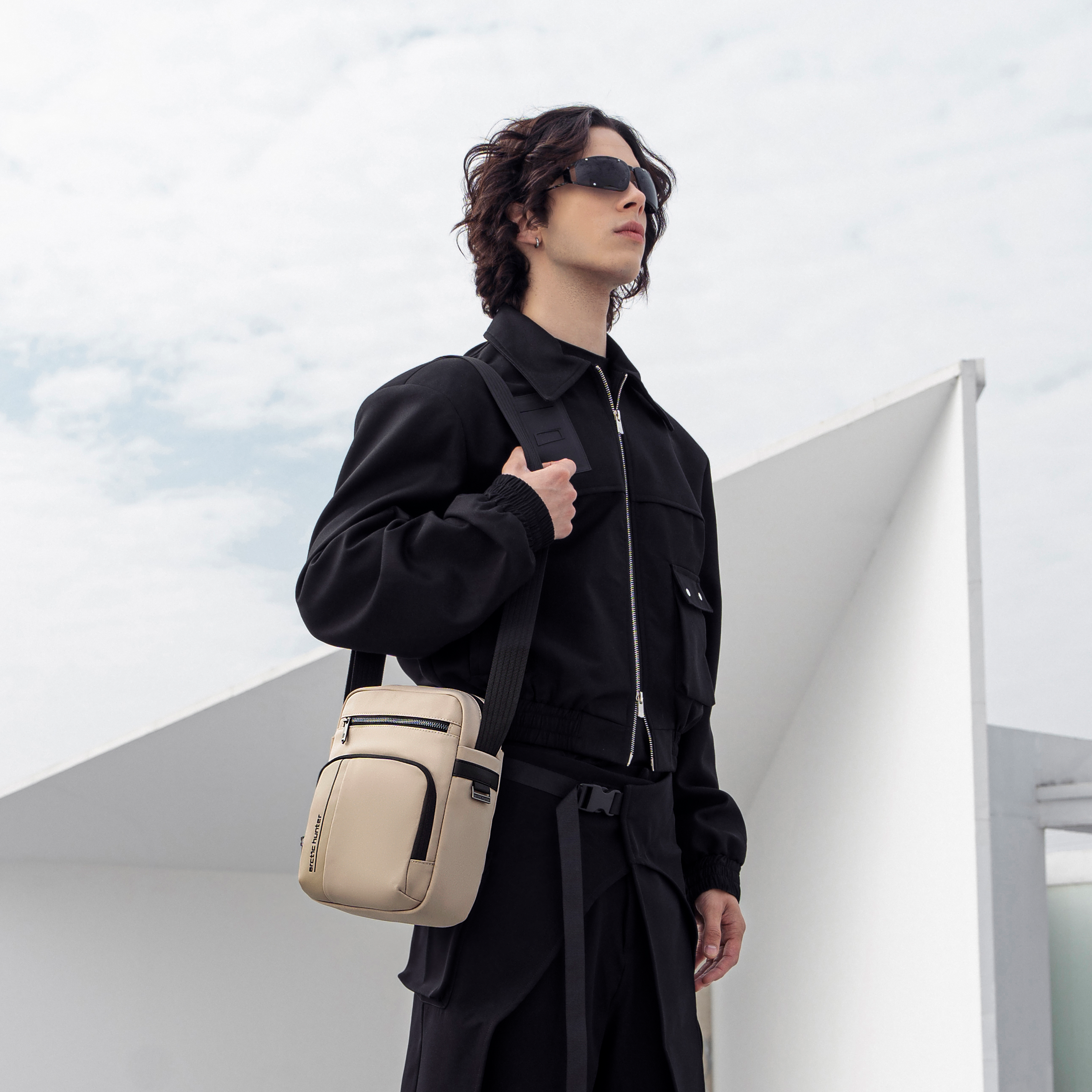 KB00831 Black - arctichunter-eg