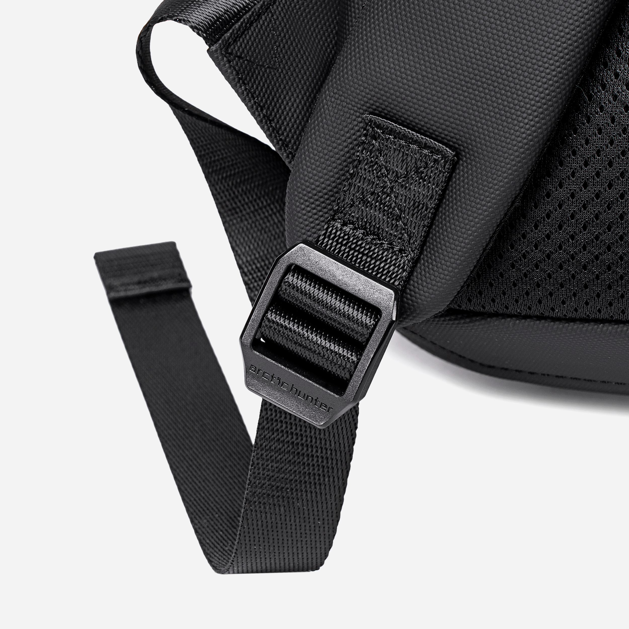 B00877 arctichunter-eg