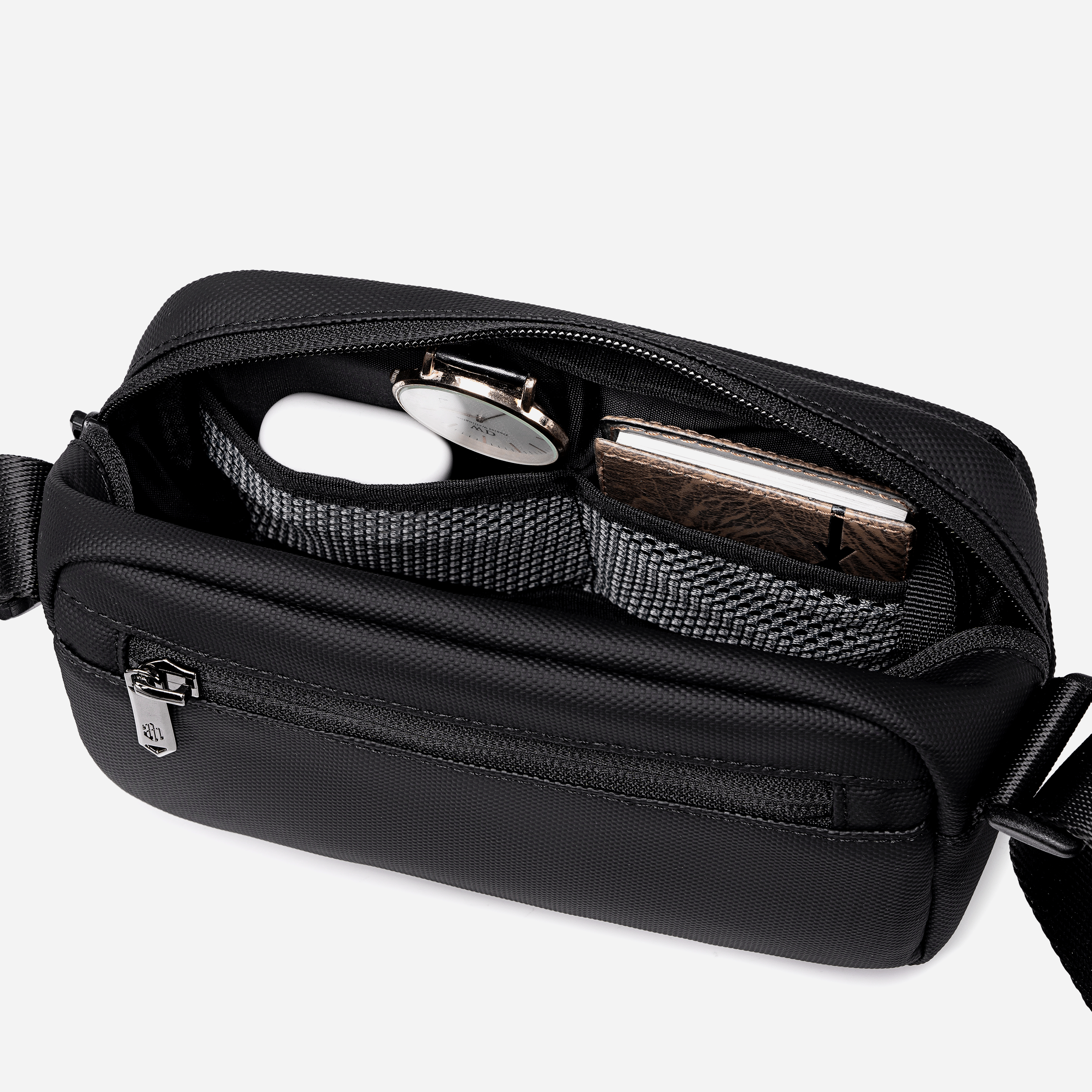 KB00946 Black arctichunter-eg