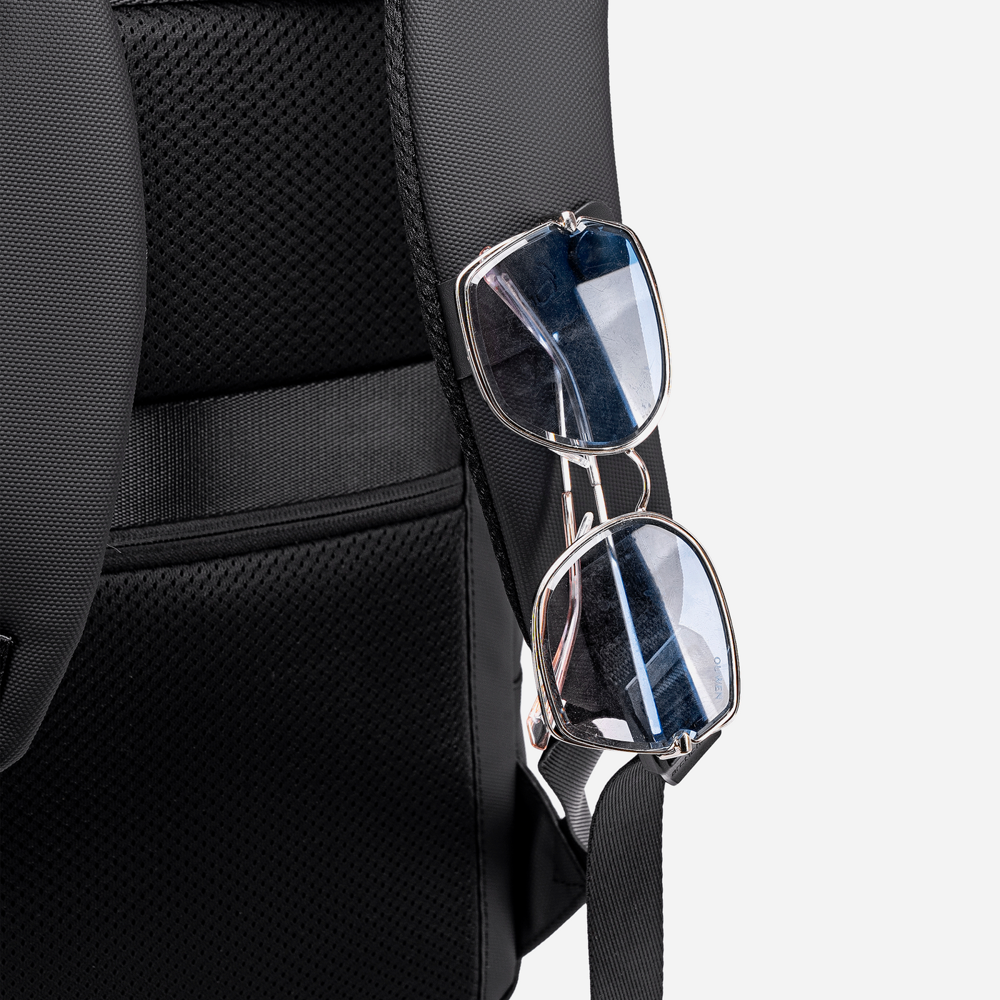 B00877 arctichunter-eg