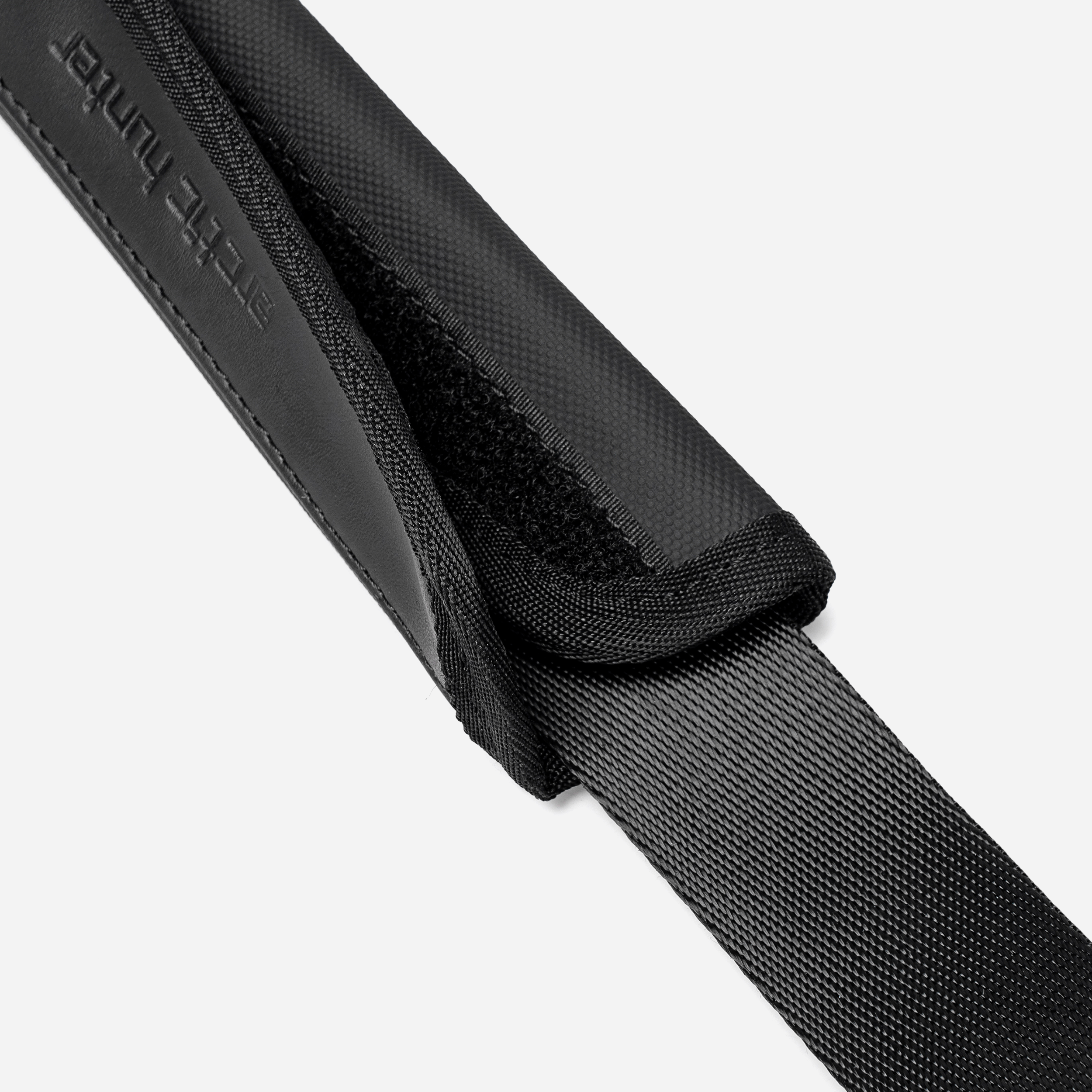 GWB00889 Black arctichunter-eg