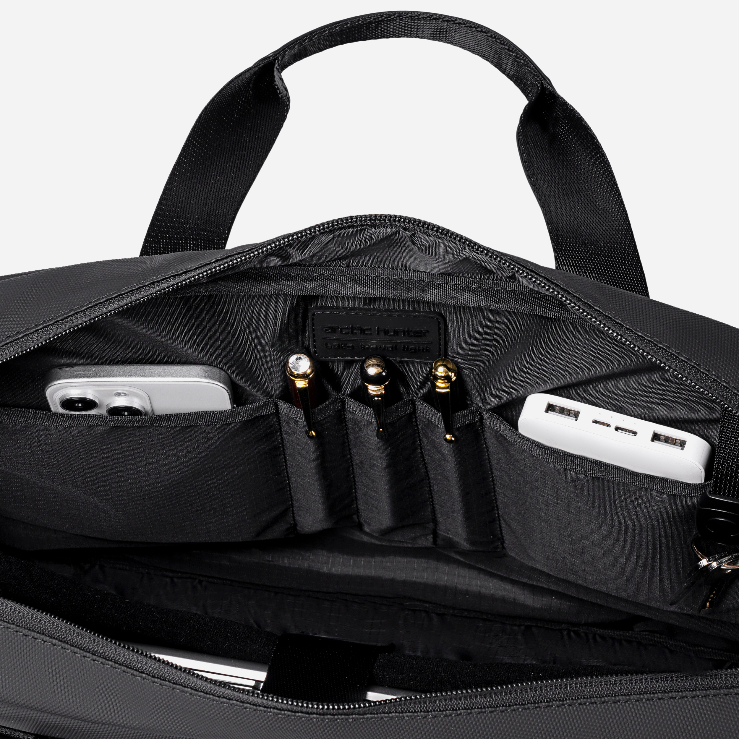 GWB00888 Black arctichunter-eg