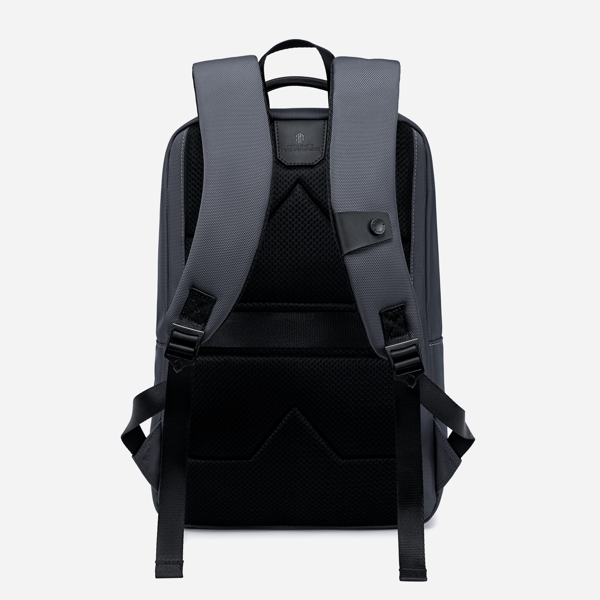 B00681 Grey Arctic Hunter