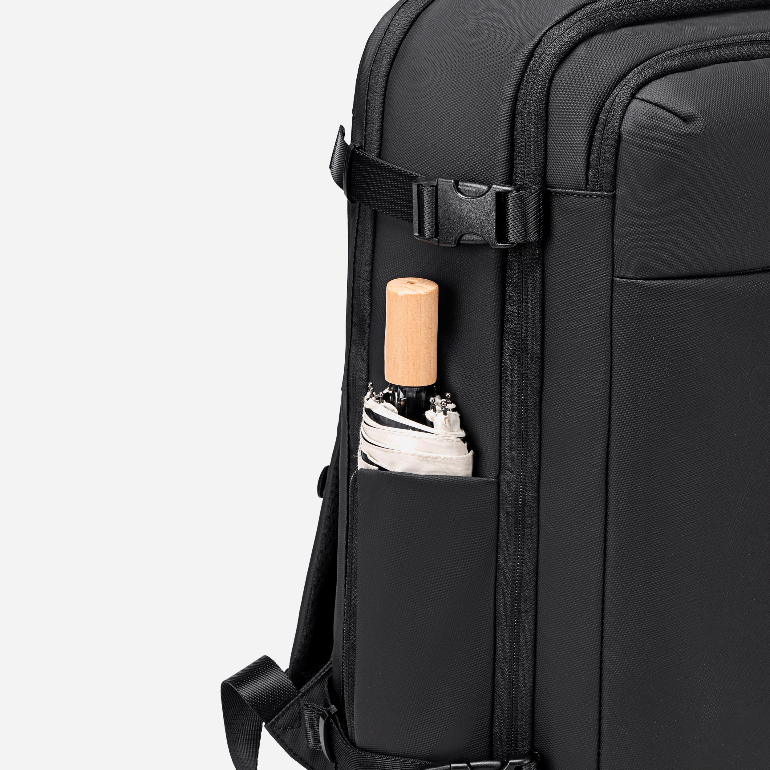 LG00866 Black arctichunter-eg