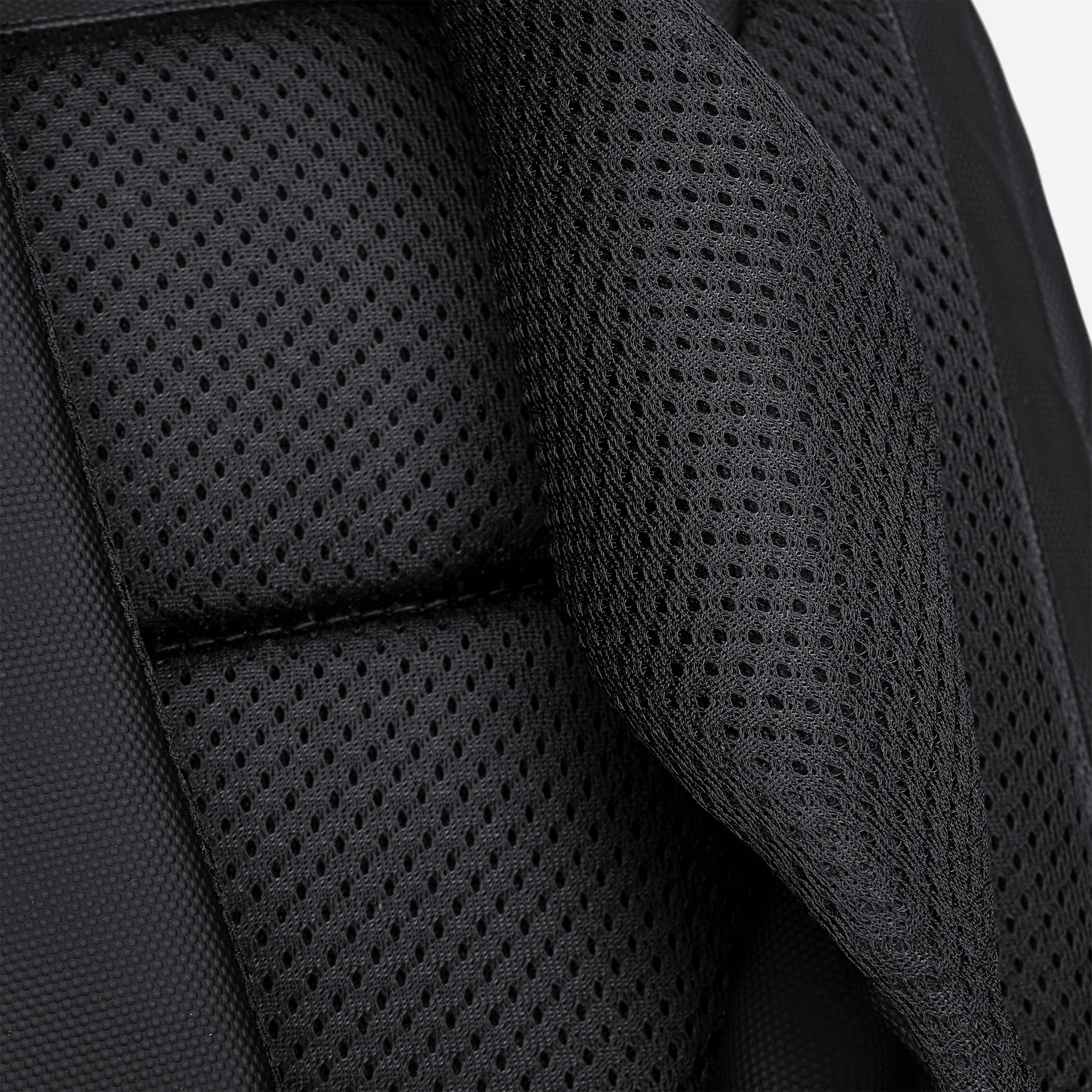 B00555 Black - arctichunter-eg