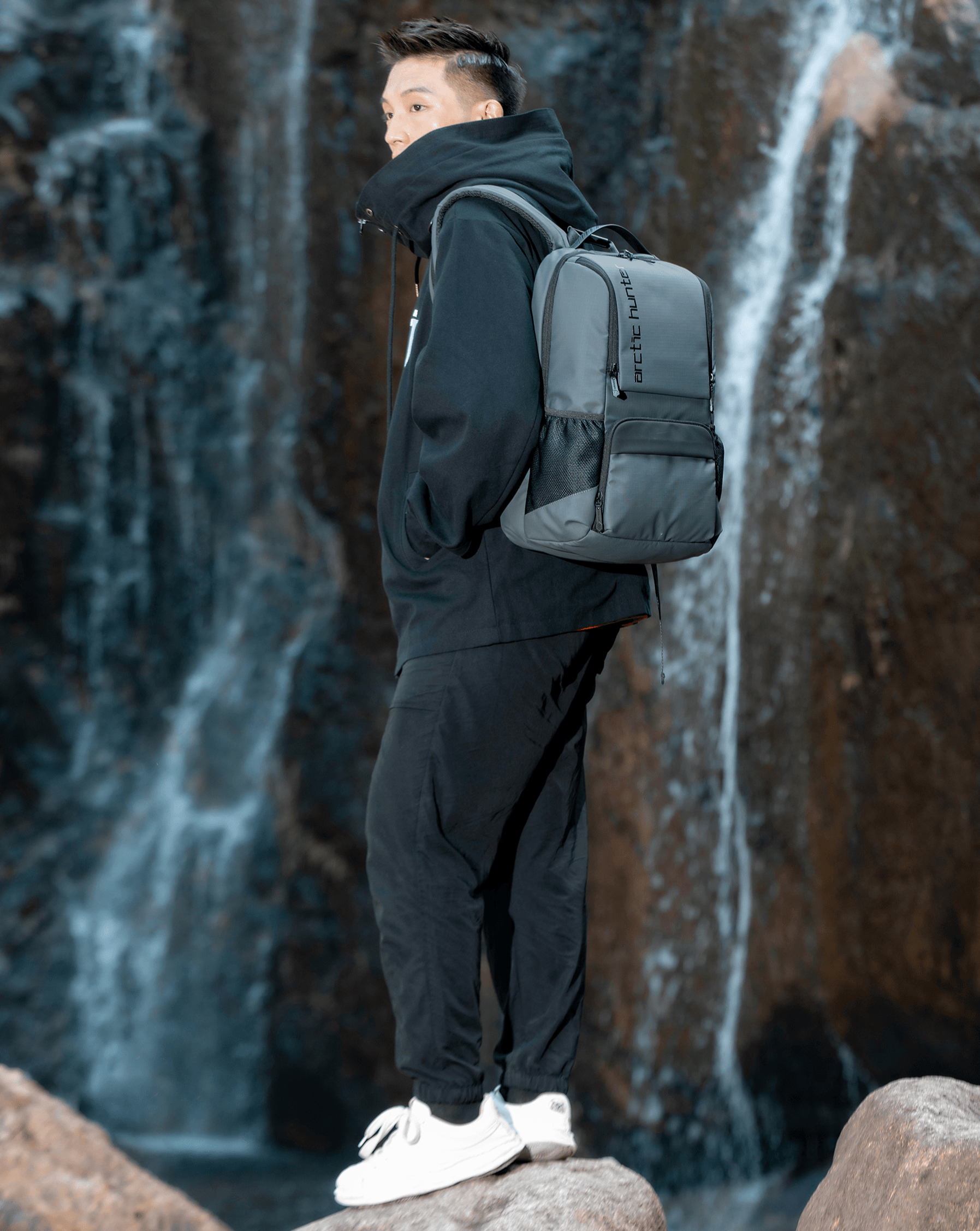 B00532 - arctichunter-eg
