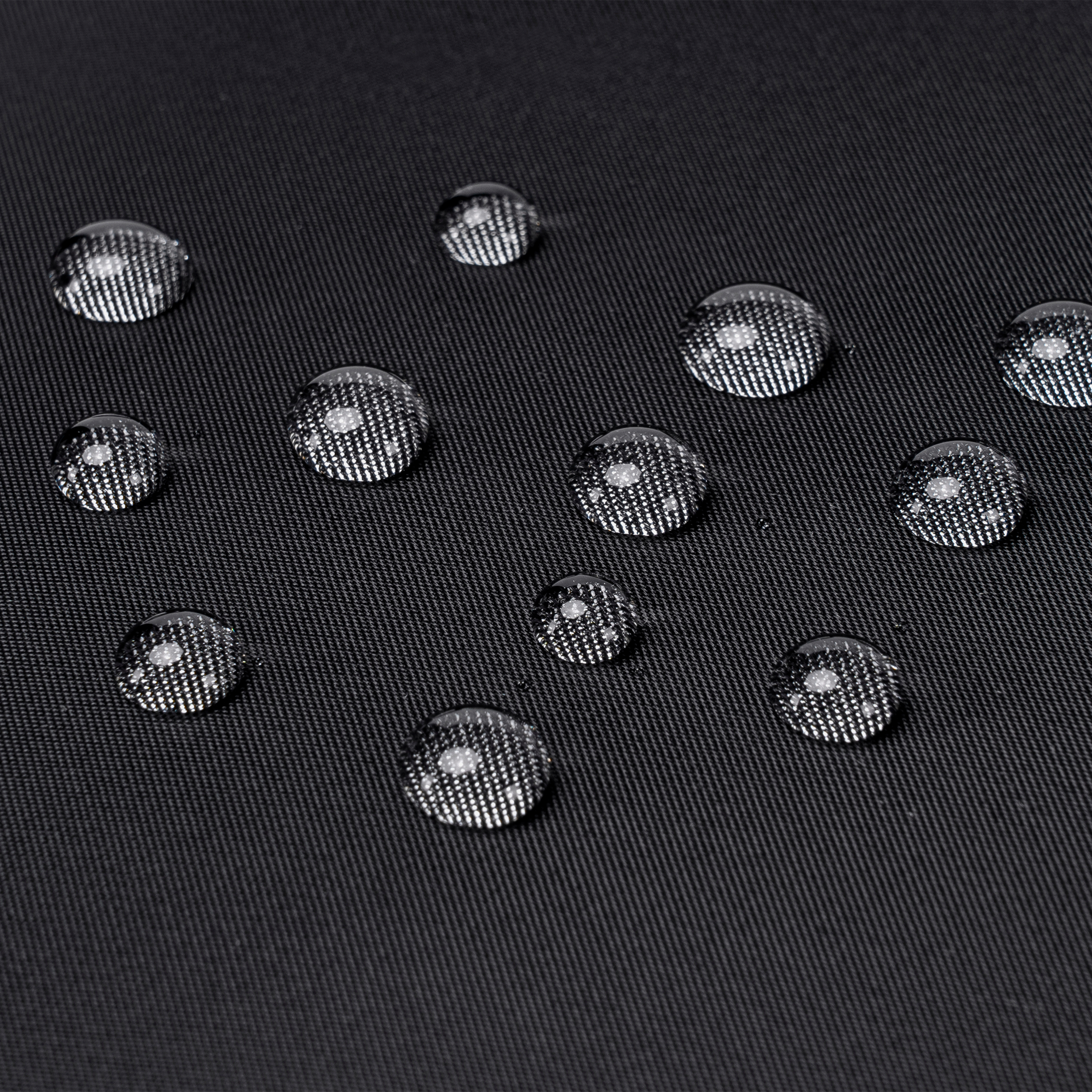 B00833 Black arctichunter-eg