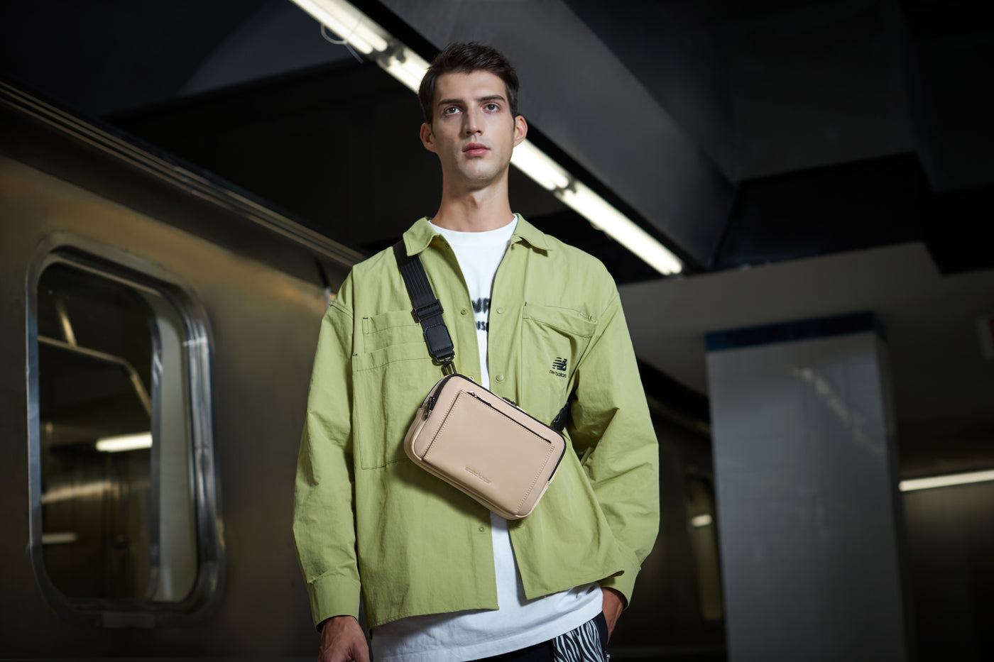 XB00826 Beige arctichunter-eg