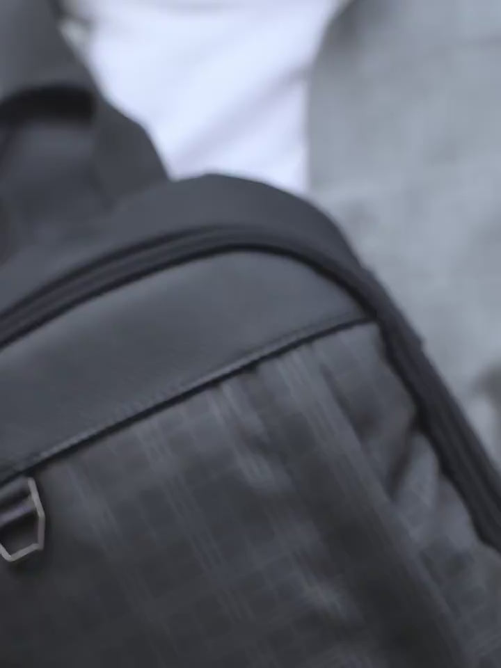 GXB00124 Black
