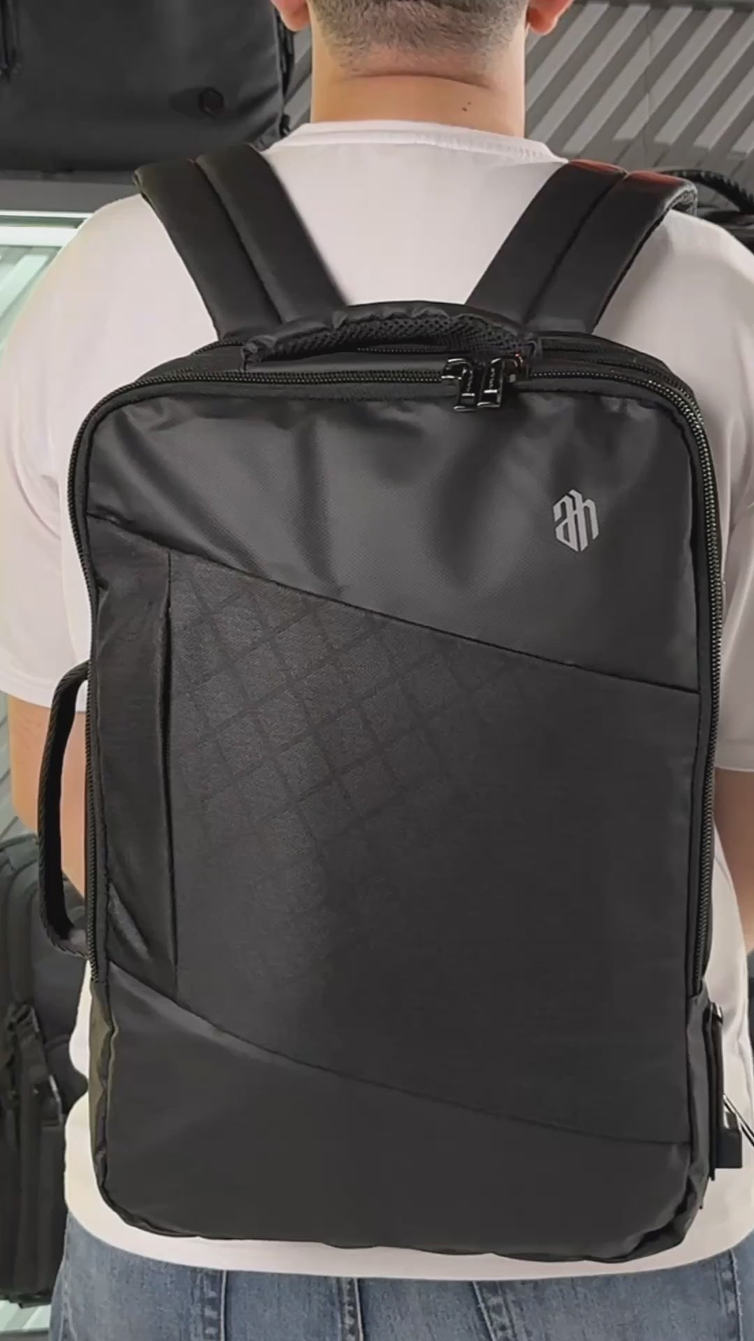 B00345 Black