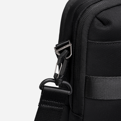 GW00889 Black Arctic Hunter