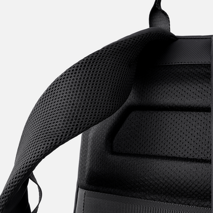 GB01029 Black