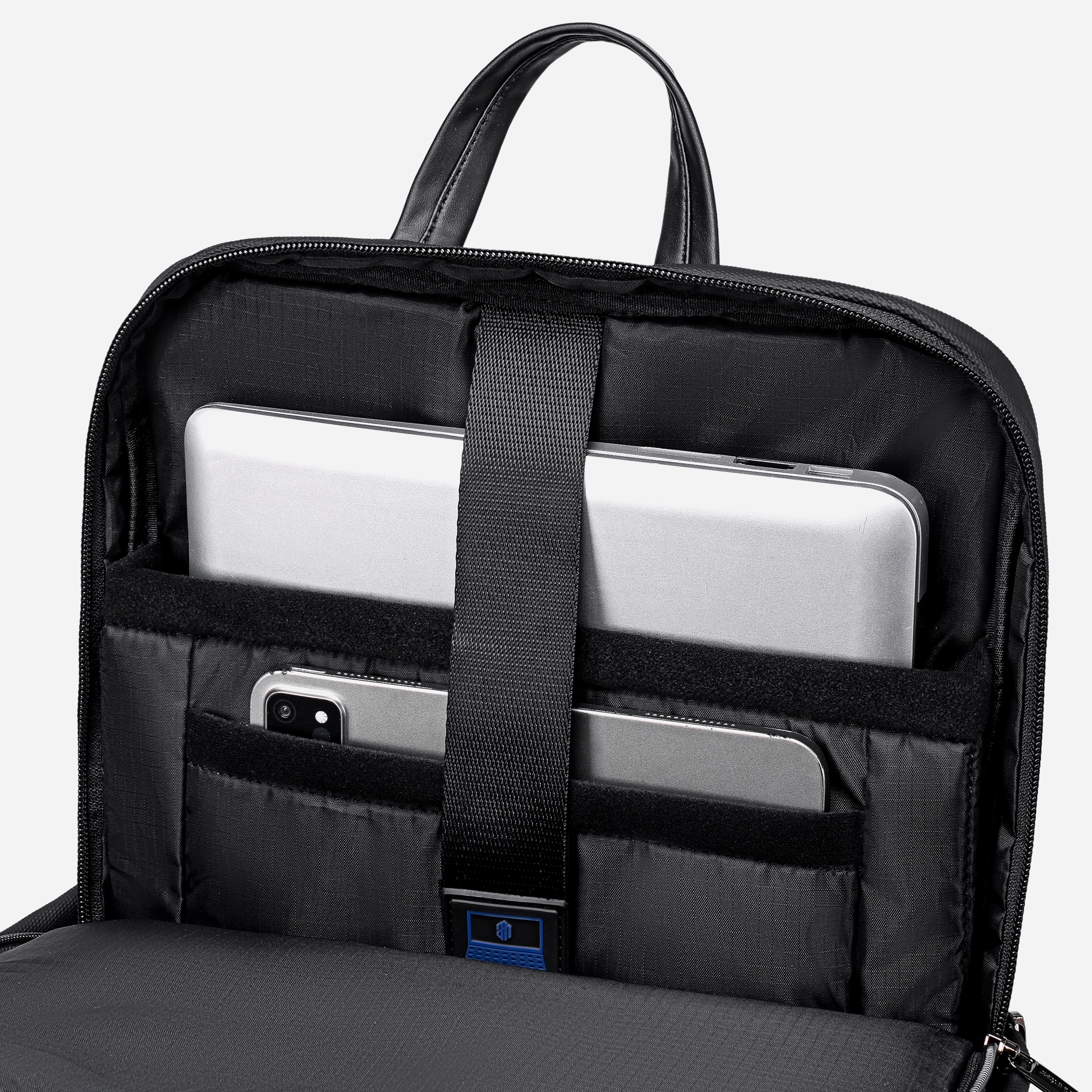 B00872 arctichunter-eg