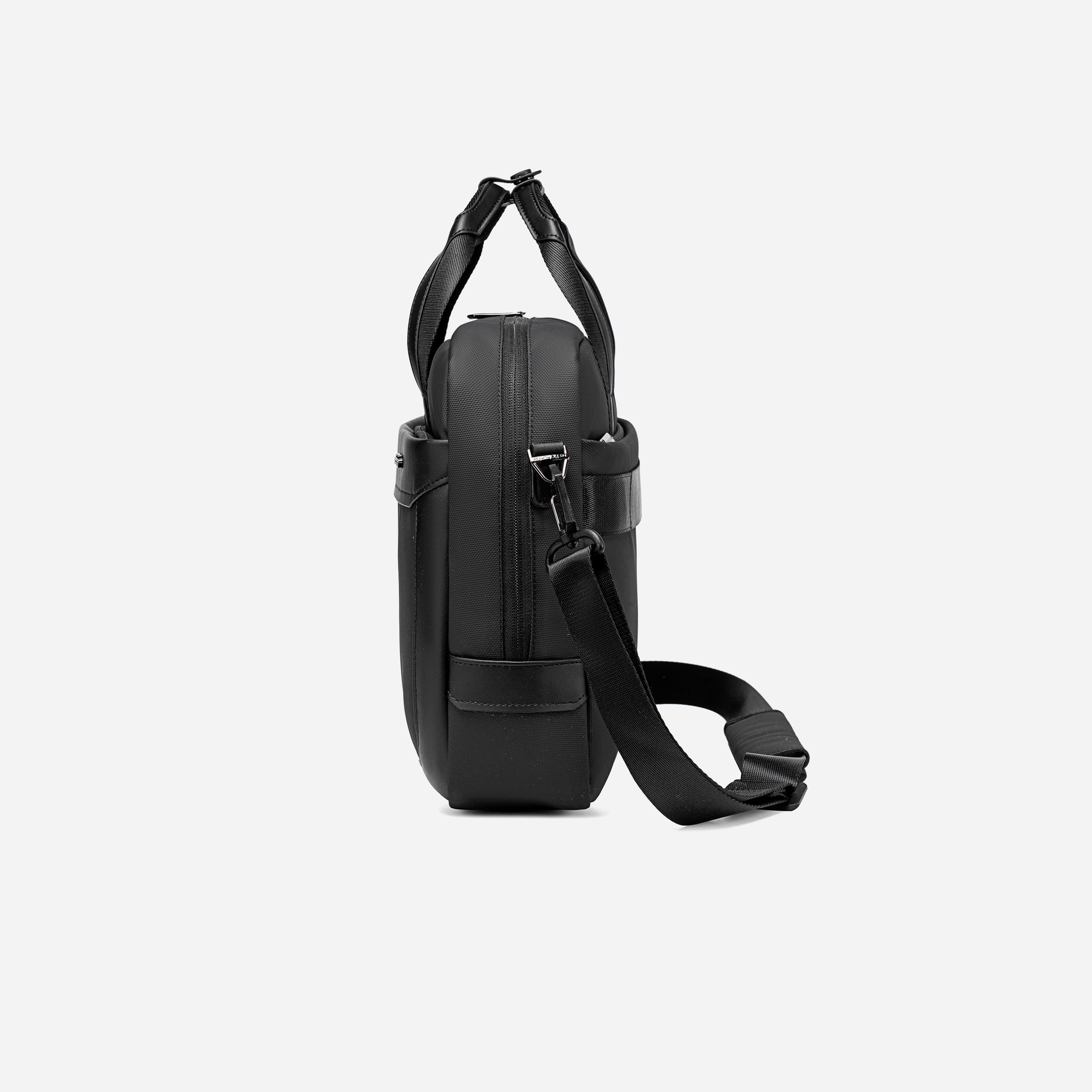 GWB00889 Black arctichunter-eg