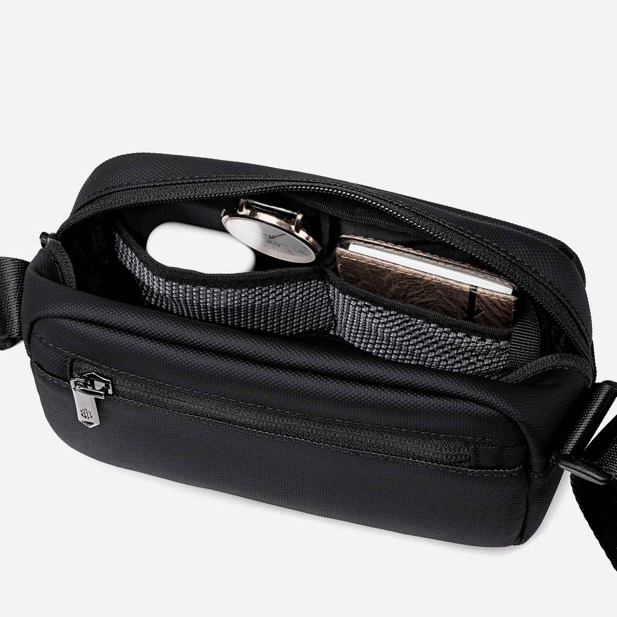 KB00946 Black arctichunter-eg