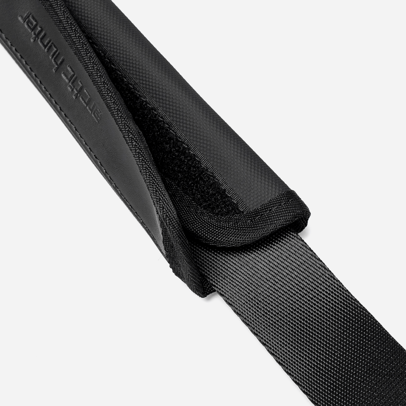 GWB00889 Black arctichunter-eg