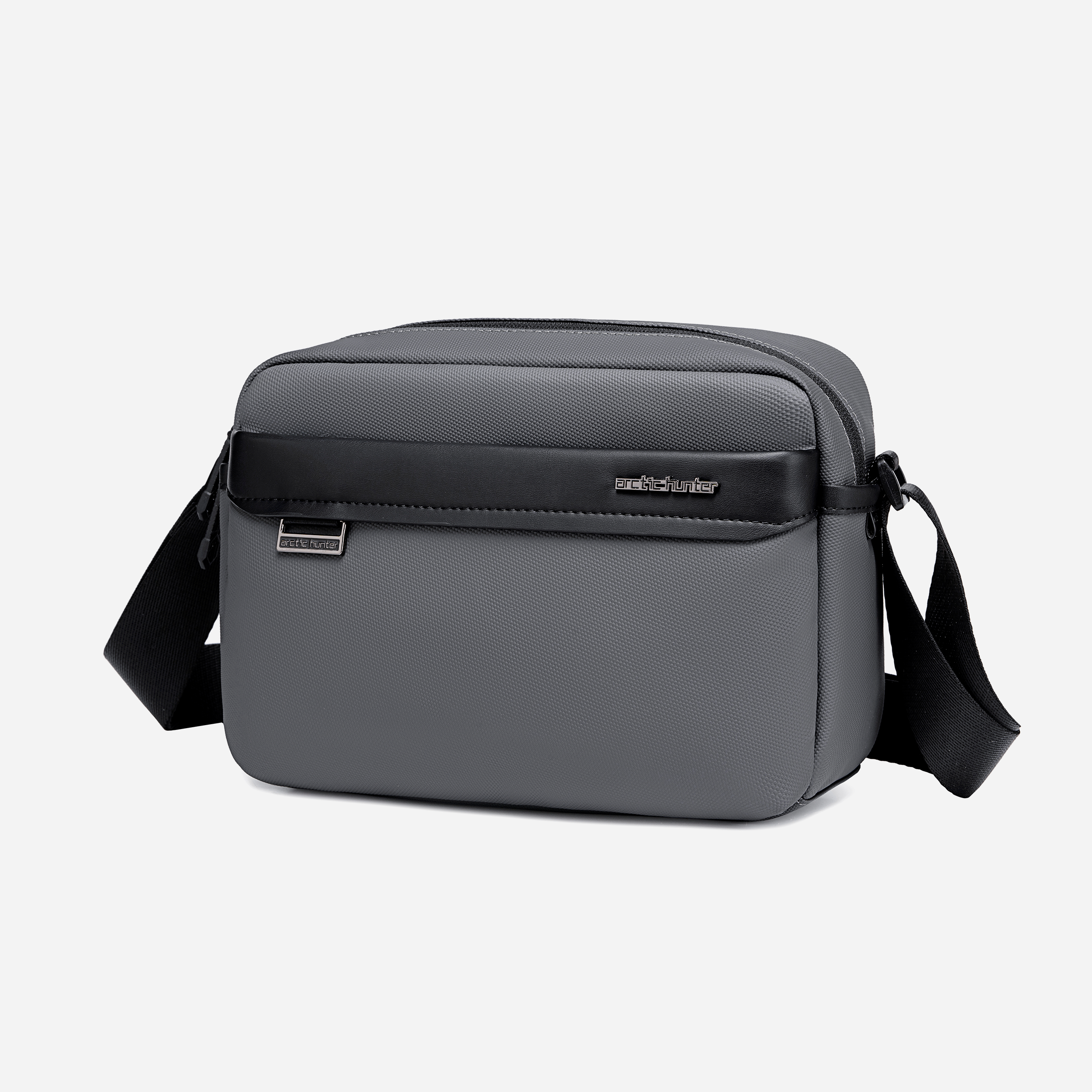 KB00944 Grey Arctic Hunter