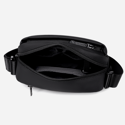 KB00946 Black arctichunter-eg