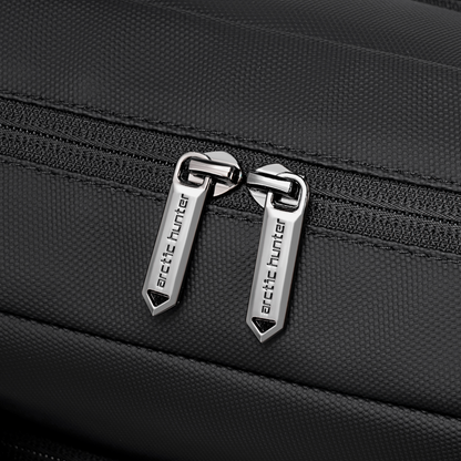 GWB00889 Black arctichunter-eg