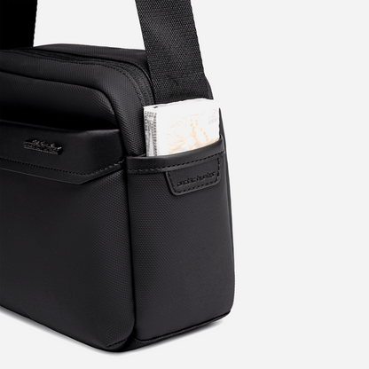 KB00944 Black Arctic Hunter