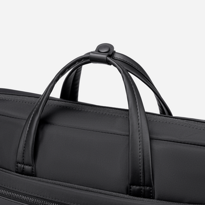 GWB00849 Black arctichunter-eg