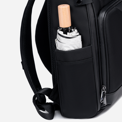 B00675 Black Arctic Hunter