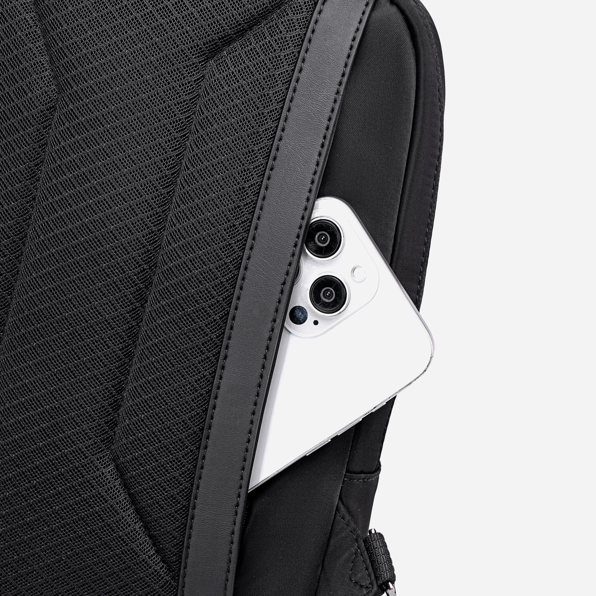 XB00829 Black arctichunter-eg