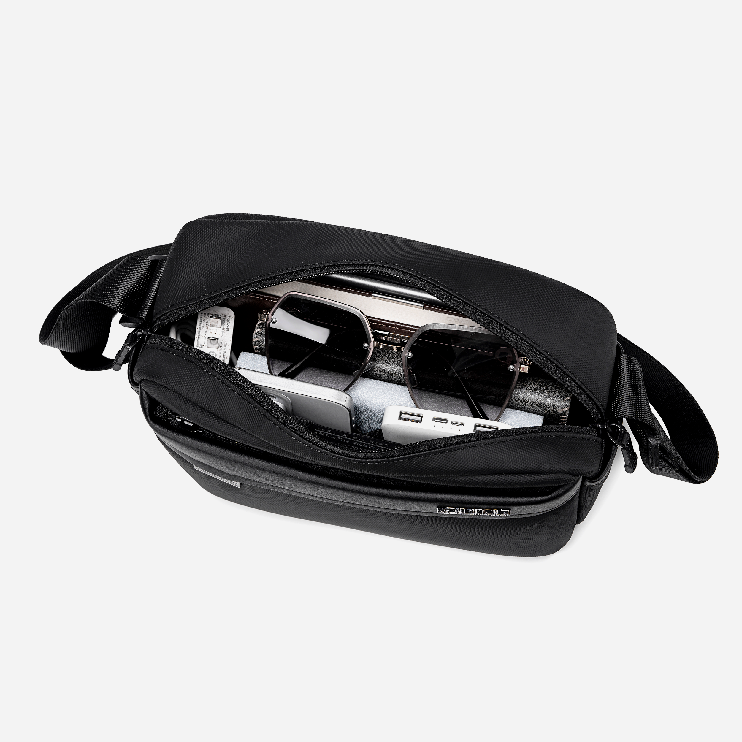 KB00944 Black Arctic Hunter