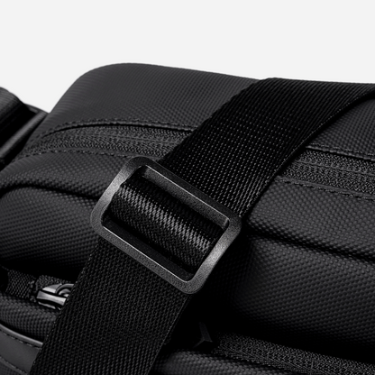 KB00946 Black arctichunter-eg