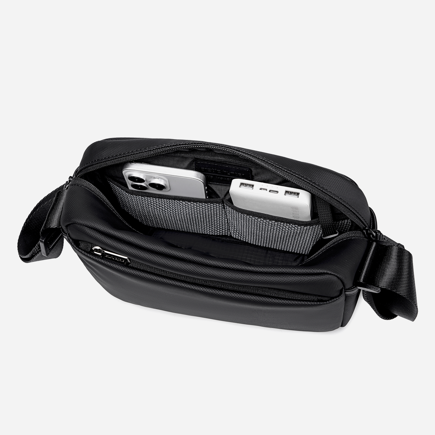 KB00944 Black Arctic Hunter