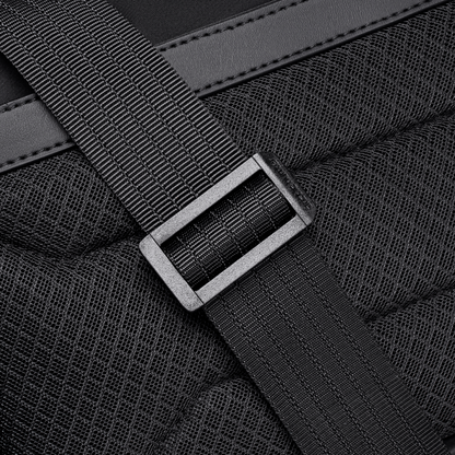 XB00829 Black arctichunter-eg