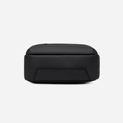 KB00946 Black arctichunter-eg