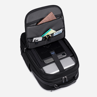 LG00656-1 Grey arctichunter-eg