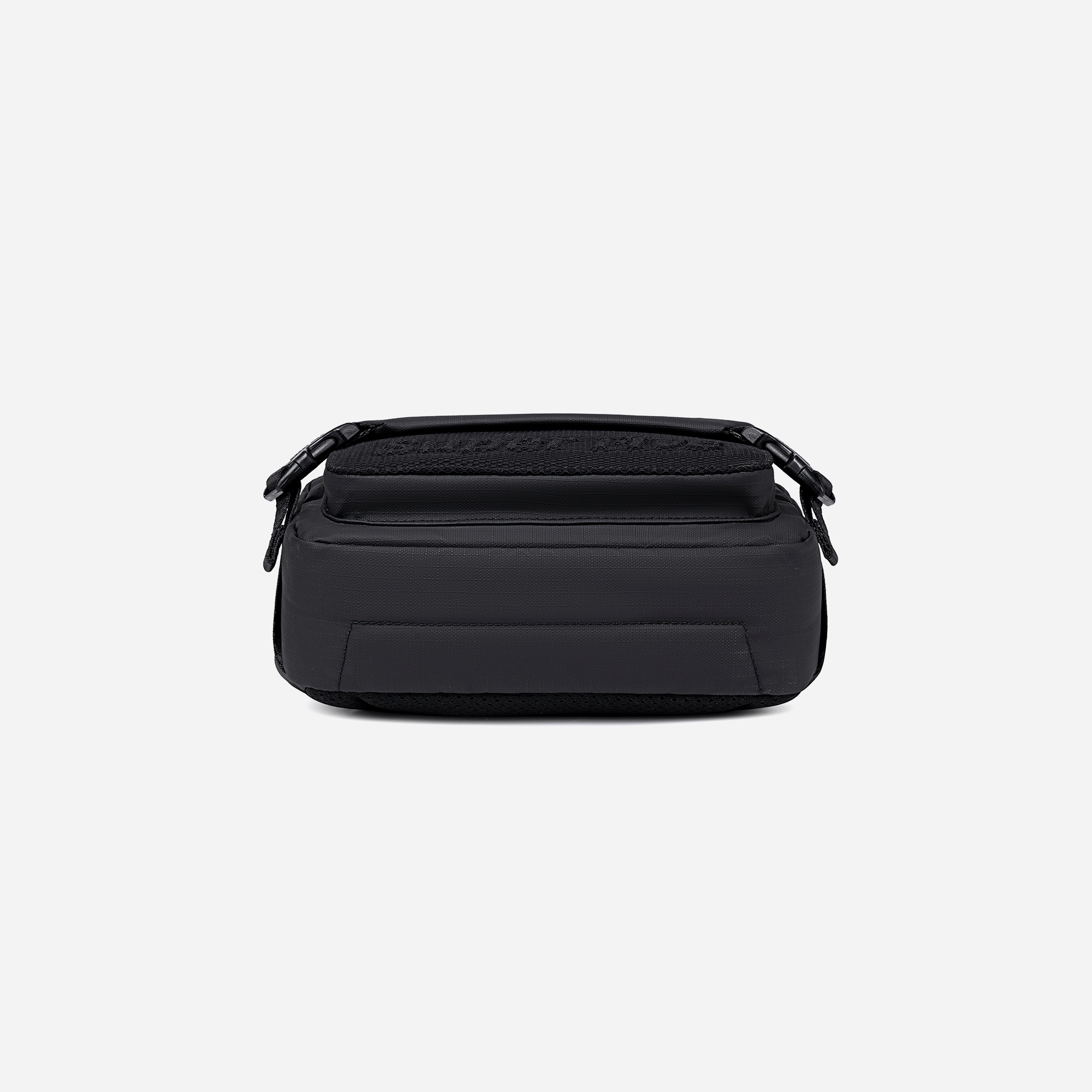 FXB00752 Black