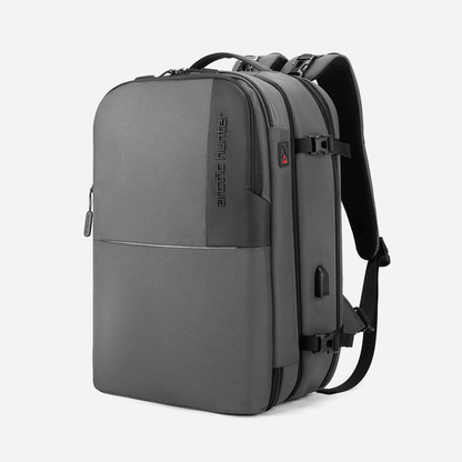 B00382 Grey arctichunter-eg