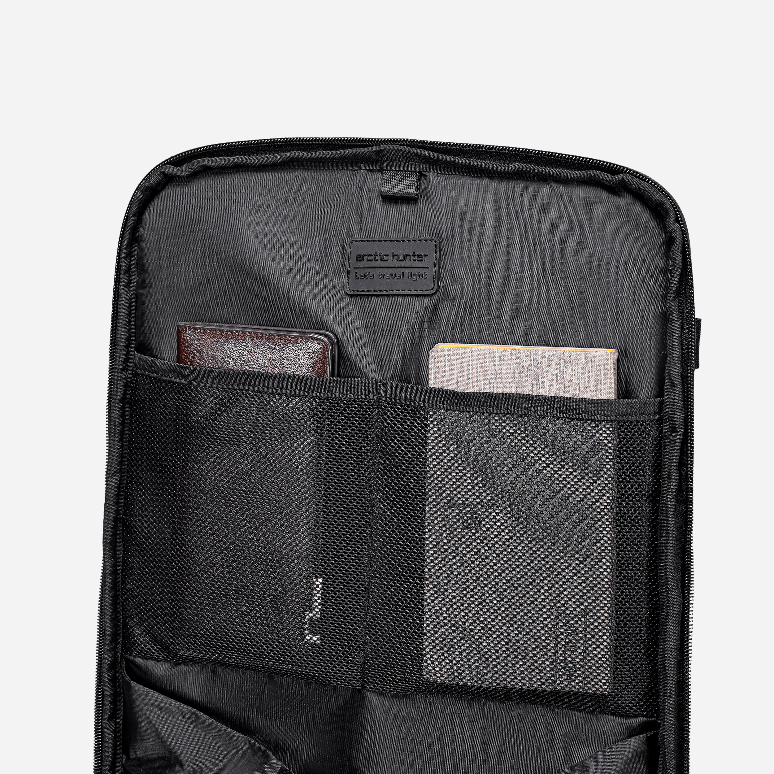 B00865 Grey arctichunter-eg