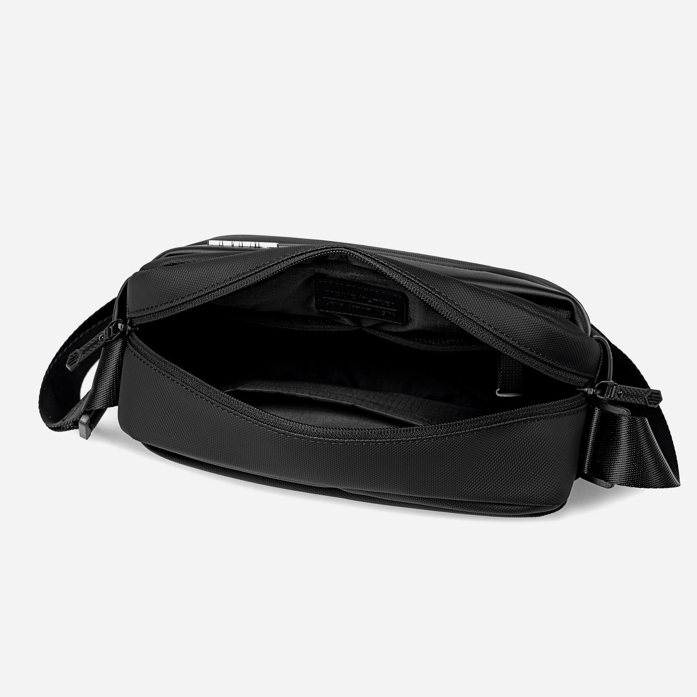 KB00944 Black Arctic Hunter