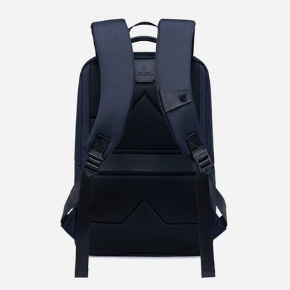 B00681 Blue Arctic Hunter