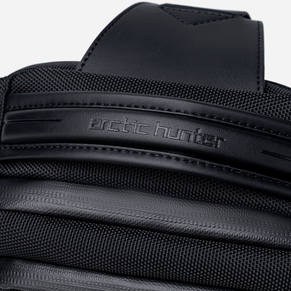 XB00678 Black Arctic Hunter