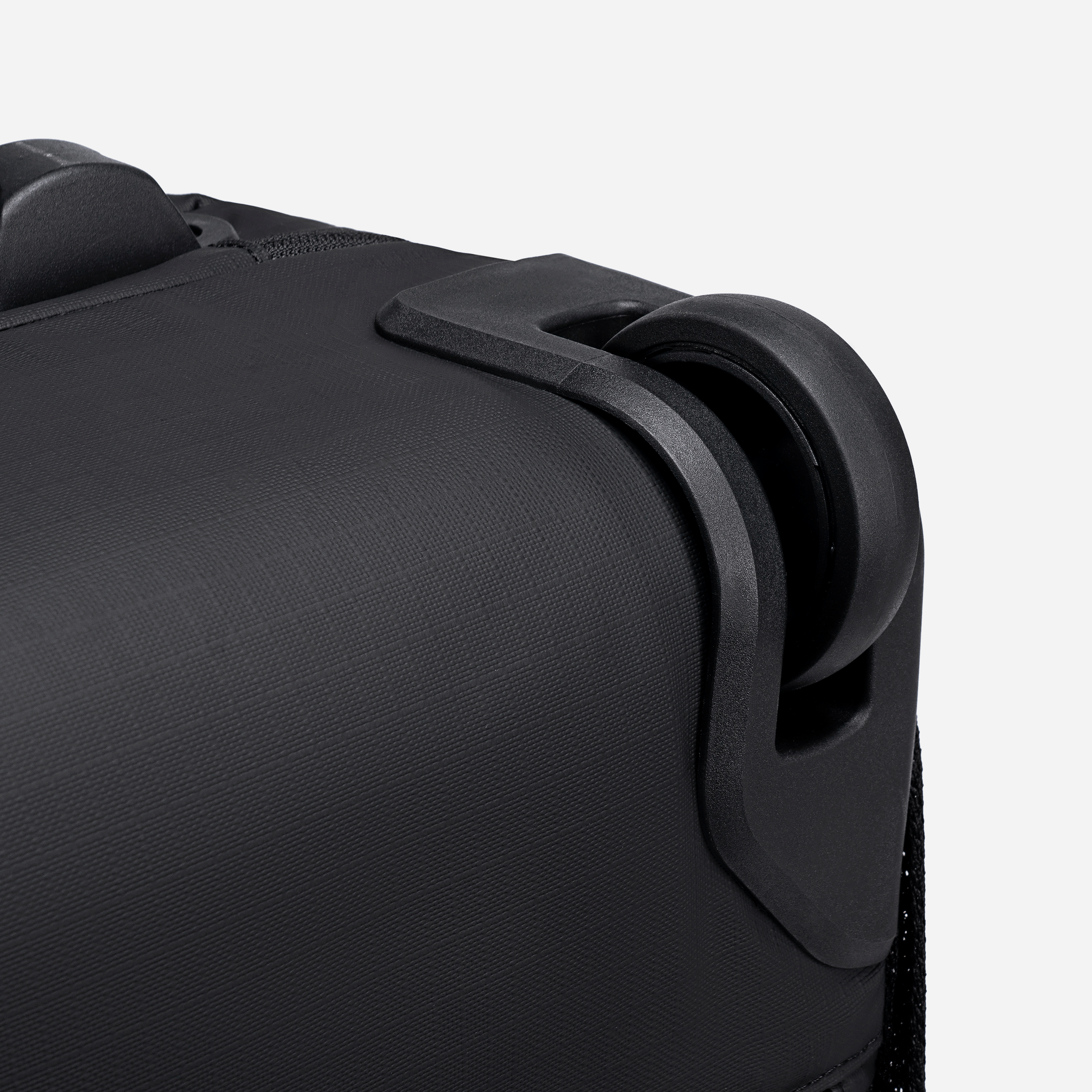 LG00657-1 Black Arctic Hunter