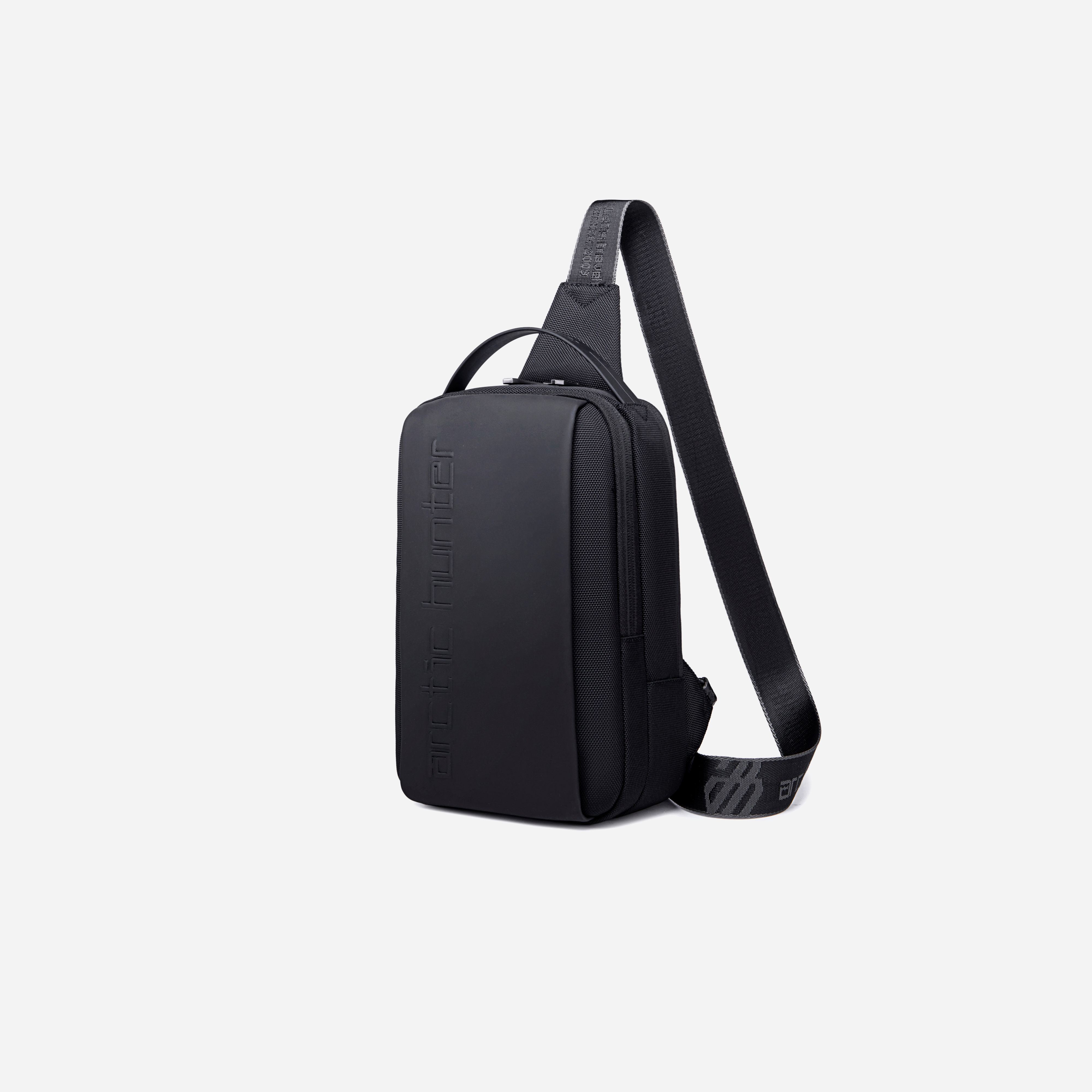 XB00541 Black