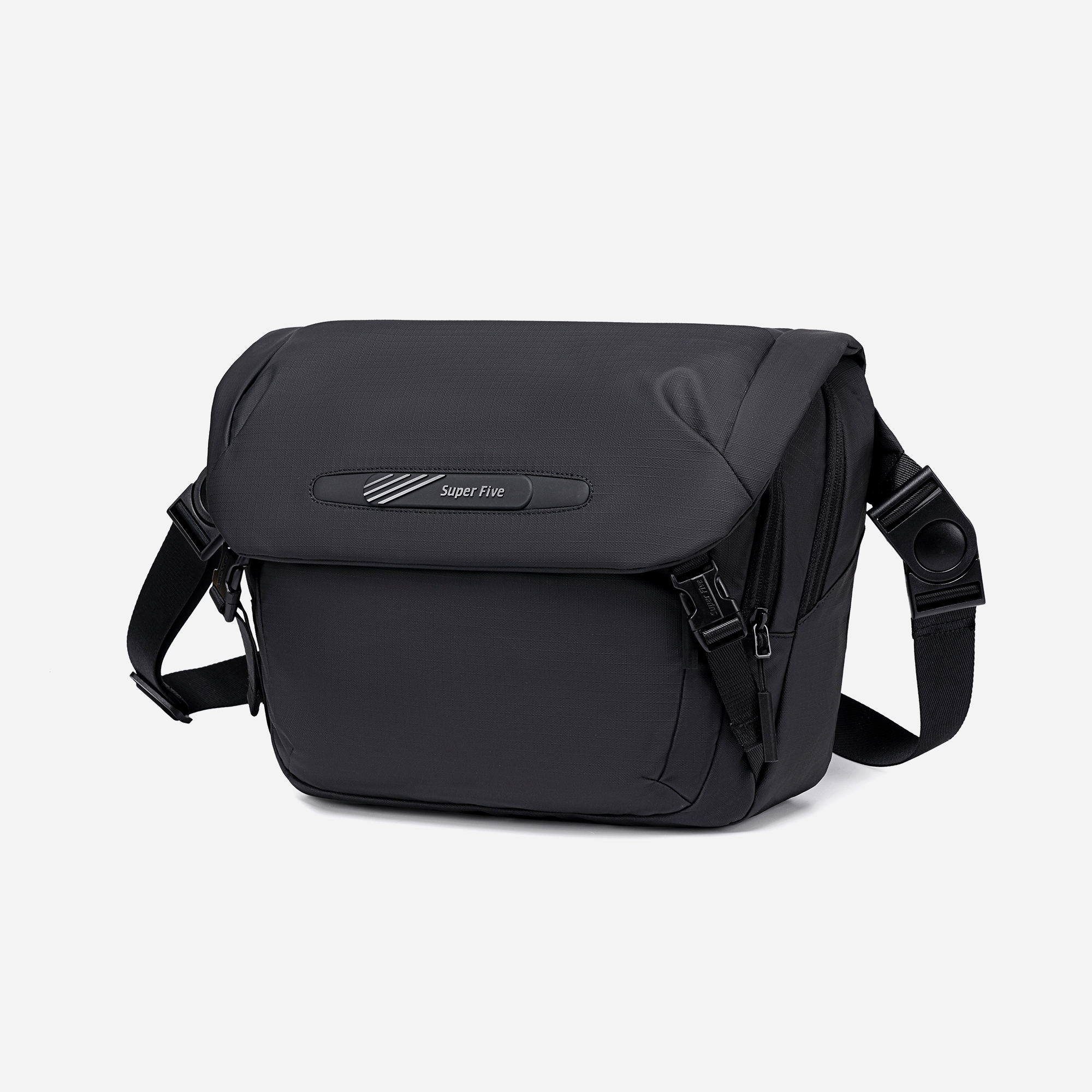FKB00741 Black