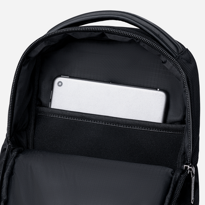 XB00678 Black Arctic Hunter