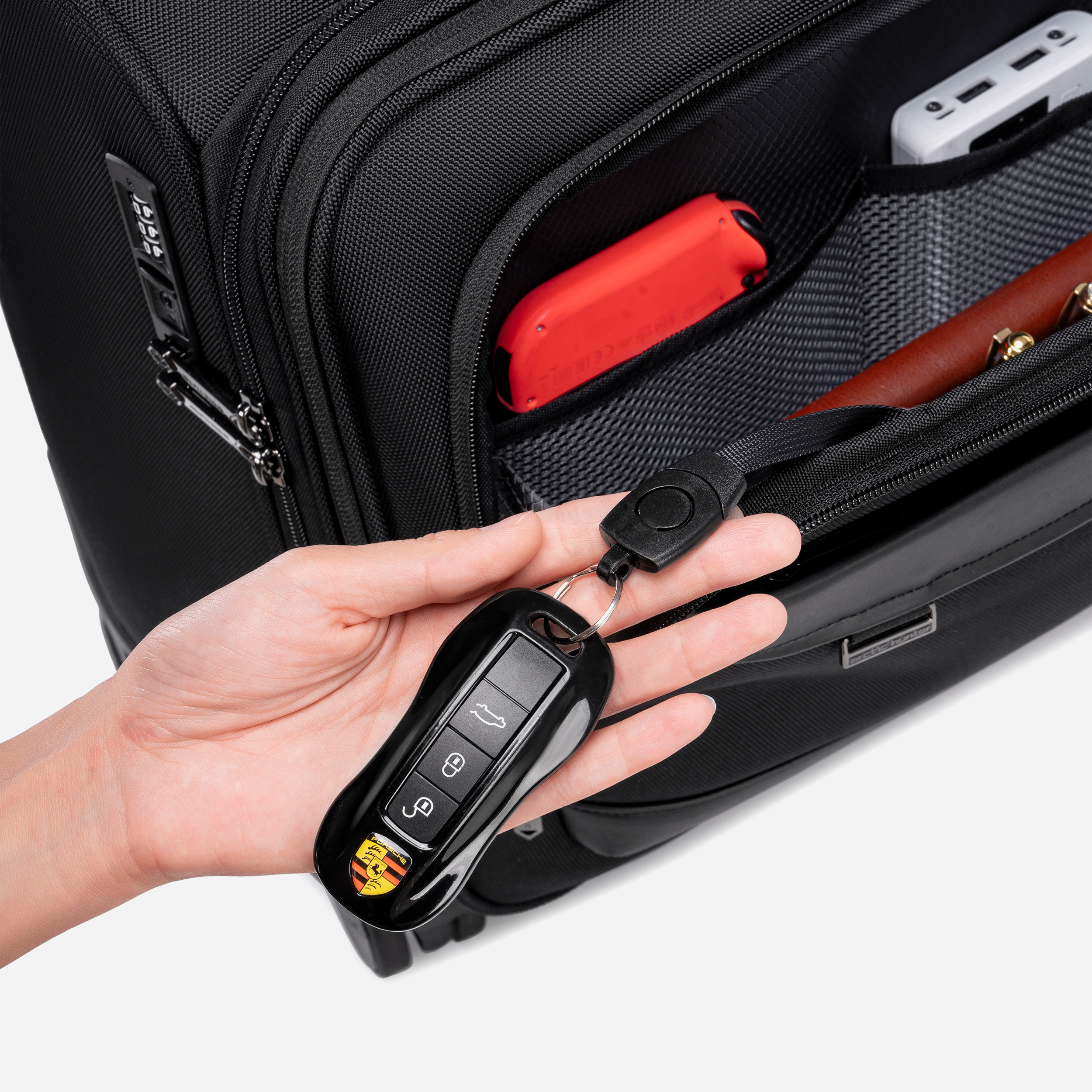 LGX006 Black arctichunter-eg