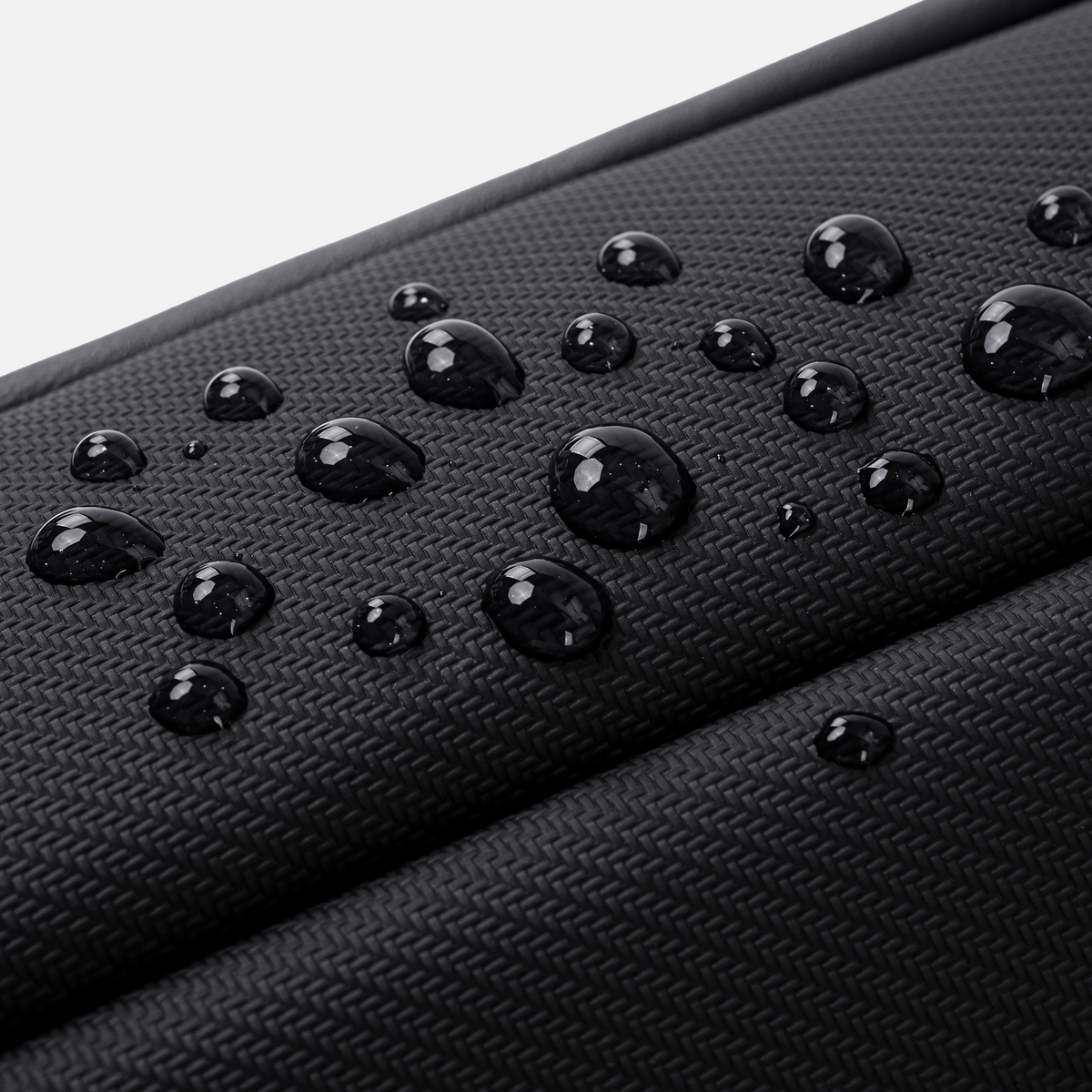 GXB01053 Black