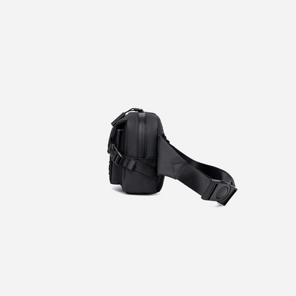 FXB00752 Off White