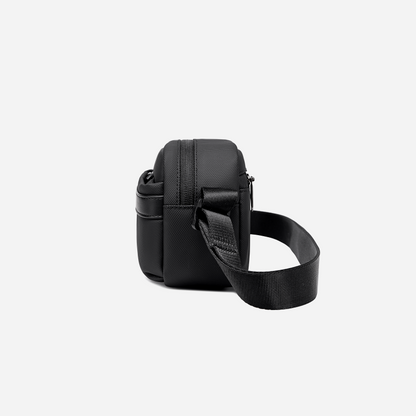 KB00946 Black arctichunter-eg
