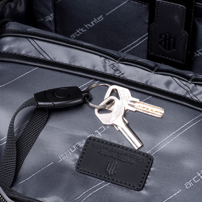 B00811 Black arctichunter-eg