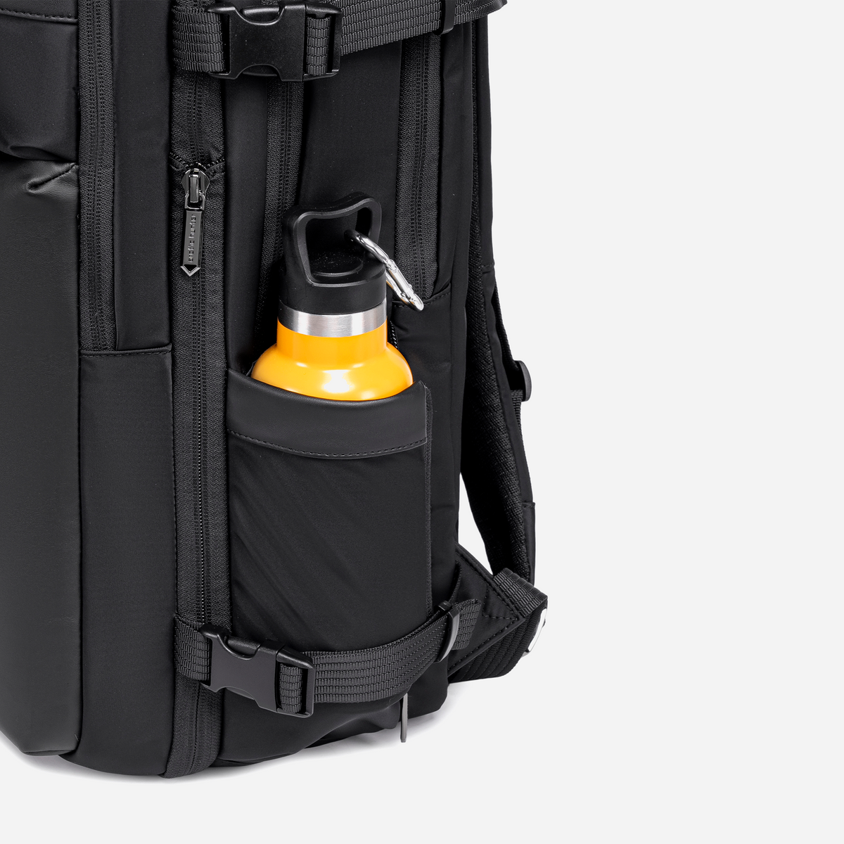 B00833 Black arctichunter-eg